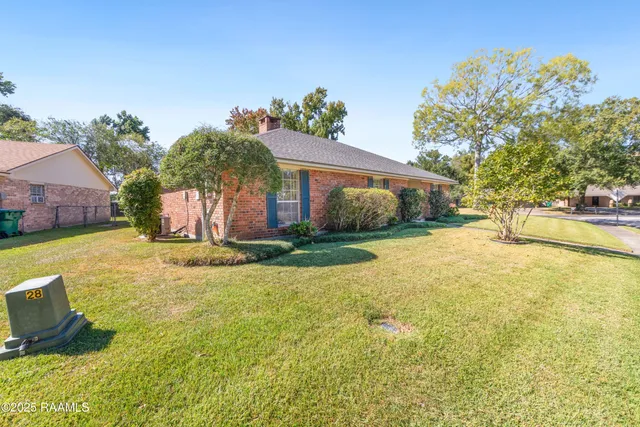 $240,000 | 100 Papwood Circle, Lafayette, LA 70503
