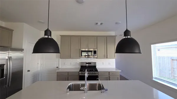 $2,800 | 5847 Sunrise Btm Lane, Fulshear, TX 77441