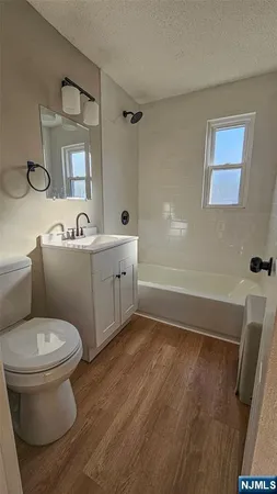 $240,000 | 64 Hastings Avenue, Unit B, Rutherford, NJ 07070