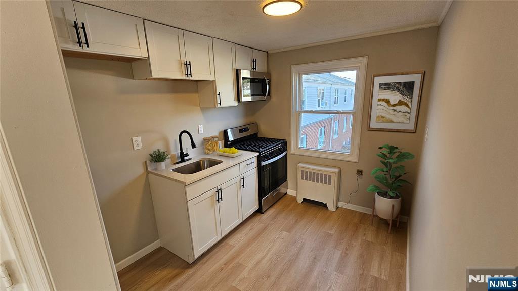 64 Hastings Avenue, Unit B Rutherford, NJ 07070 - Photo 6 of 14