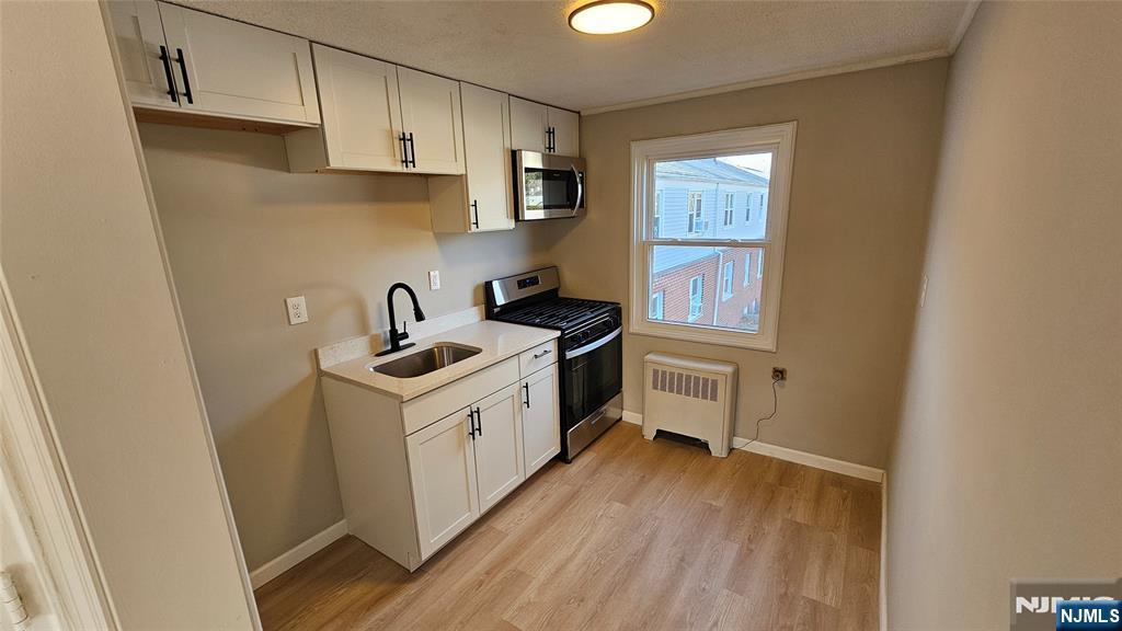 64 Hastings Avenue, Unit B Rutherford, NJ 07070 - Photo 7 of 14