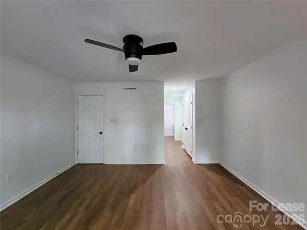 $1,550 | 5721 Dockside Drive, Charlotte, NC 28227