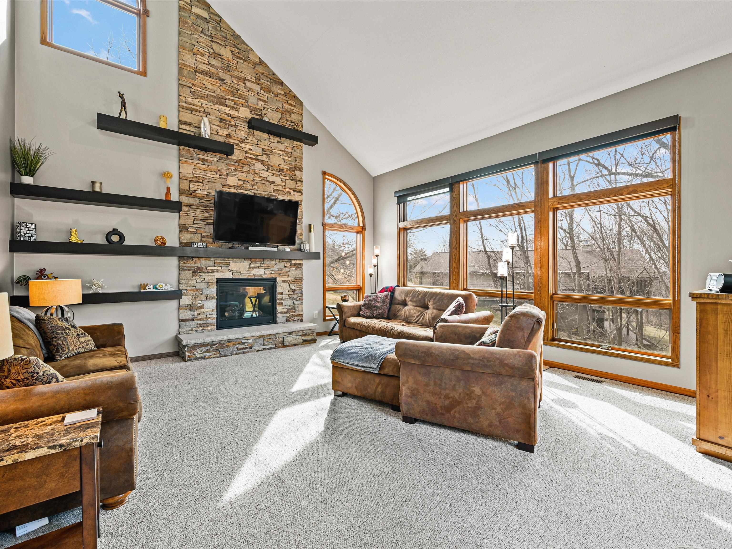 1 High Ridge Run Galena, IL 61036 - Photo 4 of 40