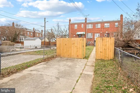 $685,000 | 838 Buchanan Street Northeast, Washington, DC 20017