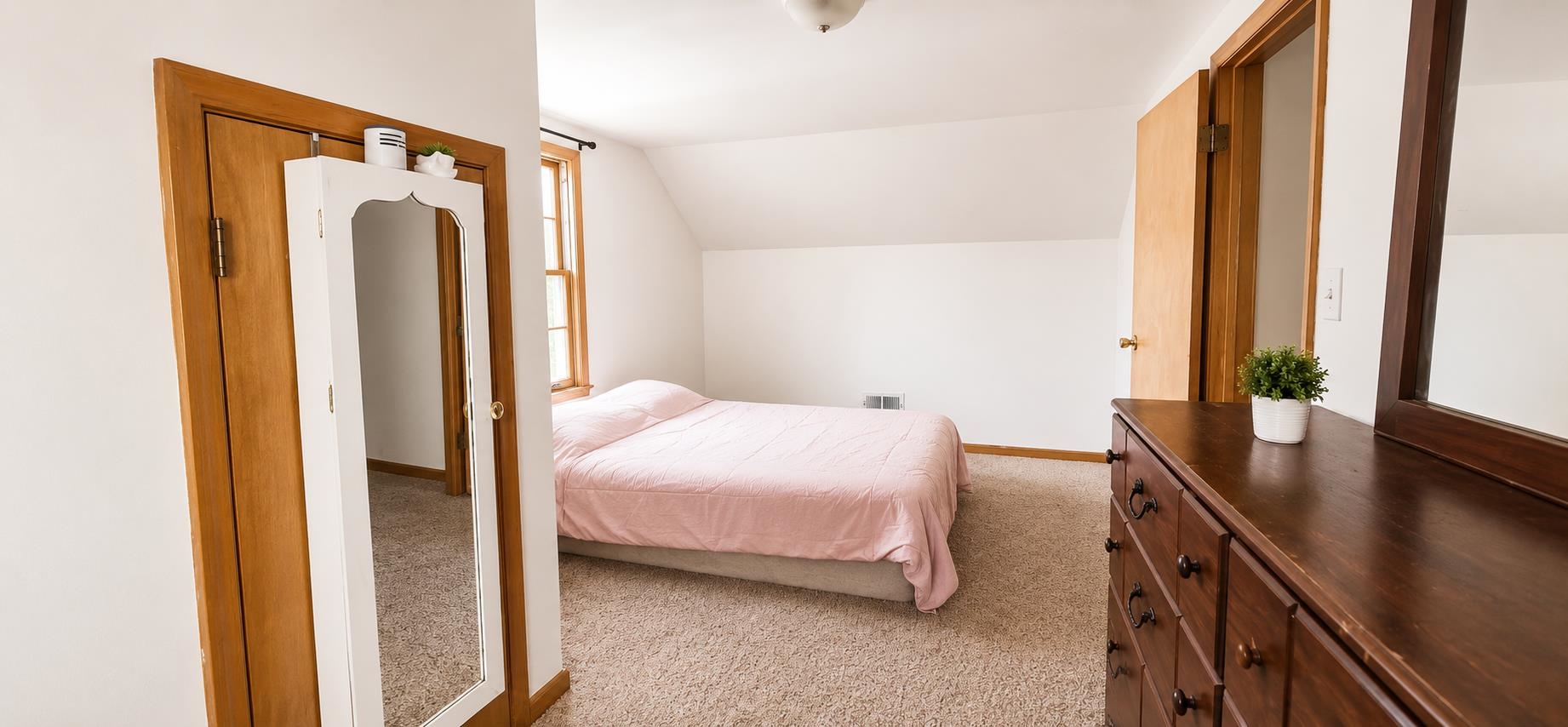 513 East Fremont Street Appleton, WI 54915 - Photo 8 of 9