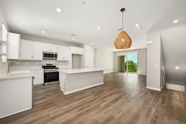 $699,000 | 1515 Fig Tree Way, Oceanside, CA 92056