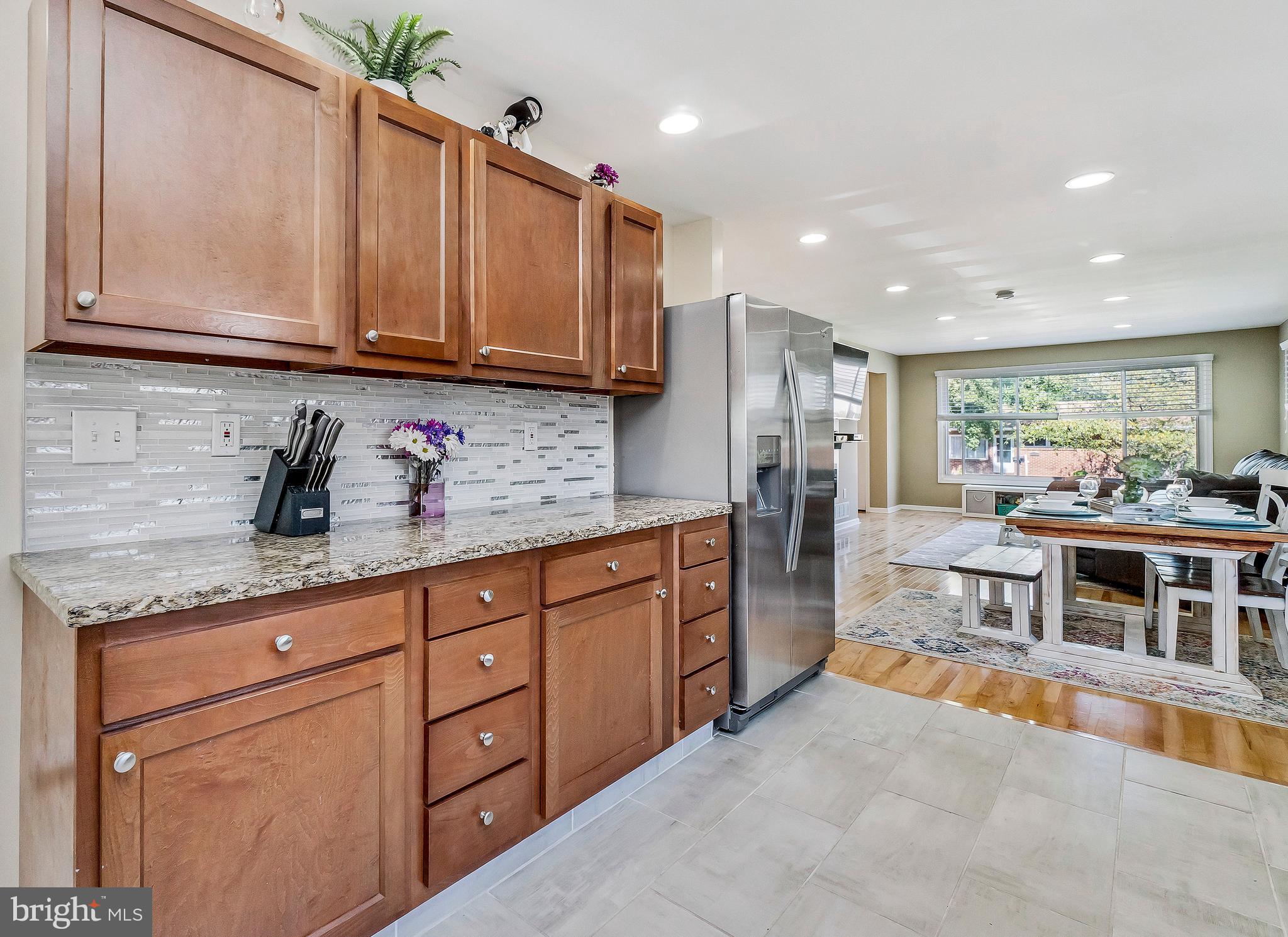 2403 Burridge Road Baltimore, MD 21234 - Photo 11 of 38 Tons of Cabinet