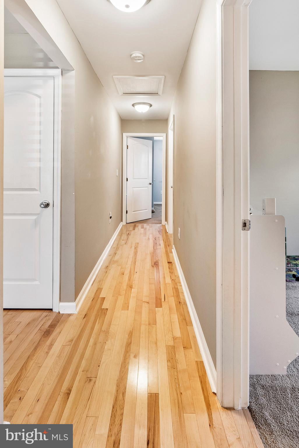 2403 Burridge Road Baltimore, MD 21234 - Photo 19 of 38 Interior View