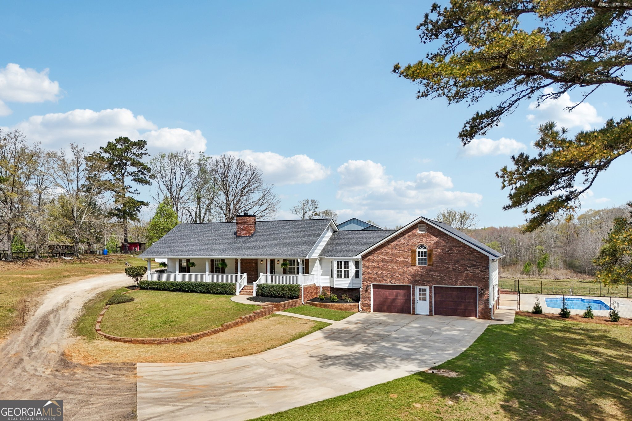 9902 Highway 16 Senoia, GA 30276 - Photo 2 of 105
