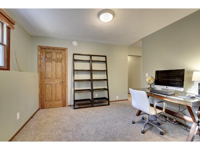 102 Belmont Road Apple Valley, MN 55124 - Photo 12 of 18 Gallery Image 12