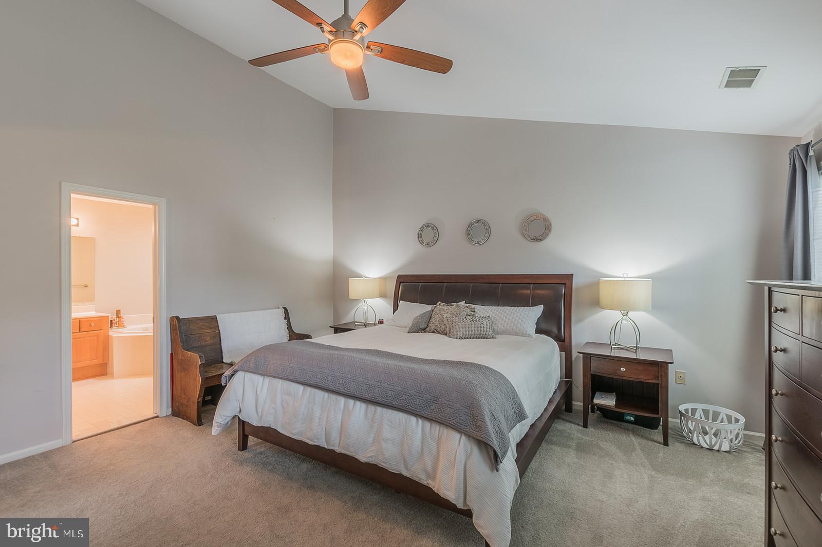 20708 Riptide Square Sterling, VA 20165 - Photo 24 of 79 Gallery Image 24
