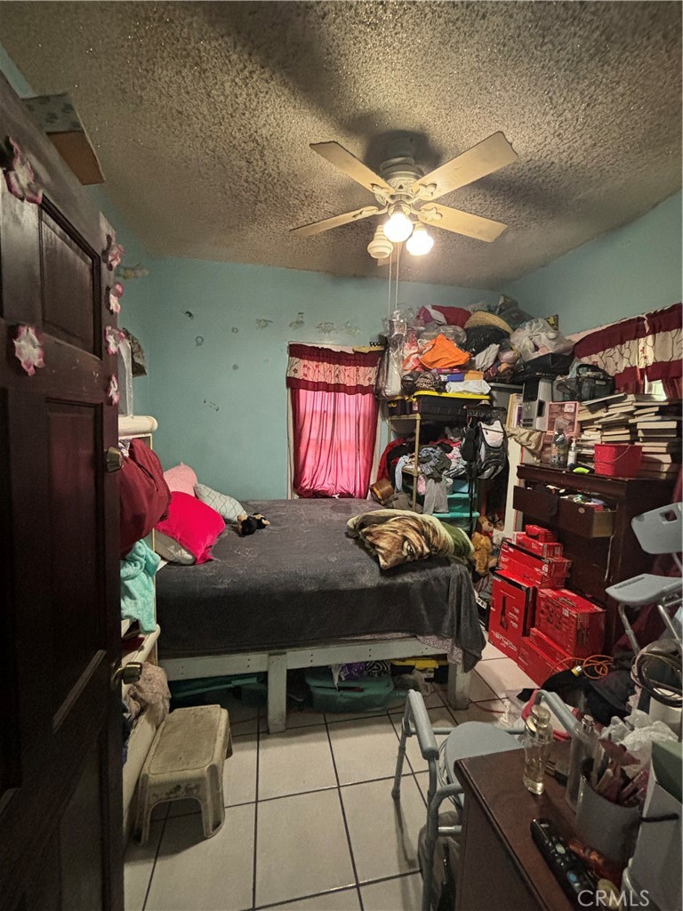 223 East 28th Street Los Angeles, CA 90011 - Photo 9 of 16 bedroom 1