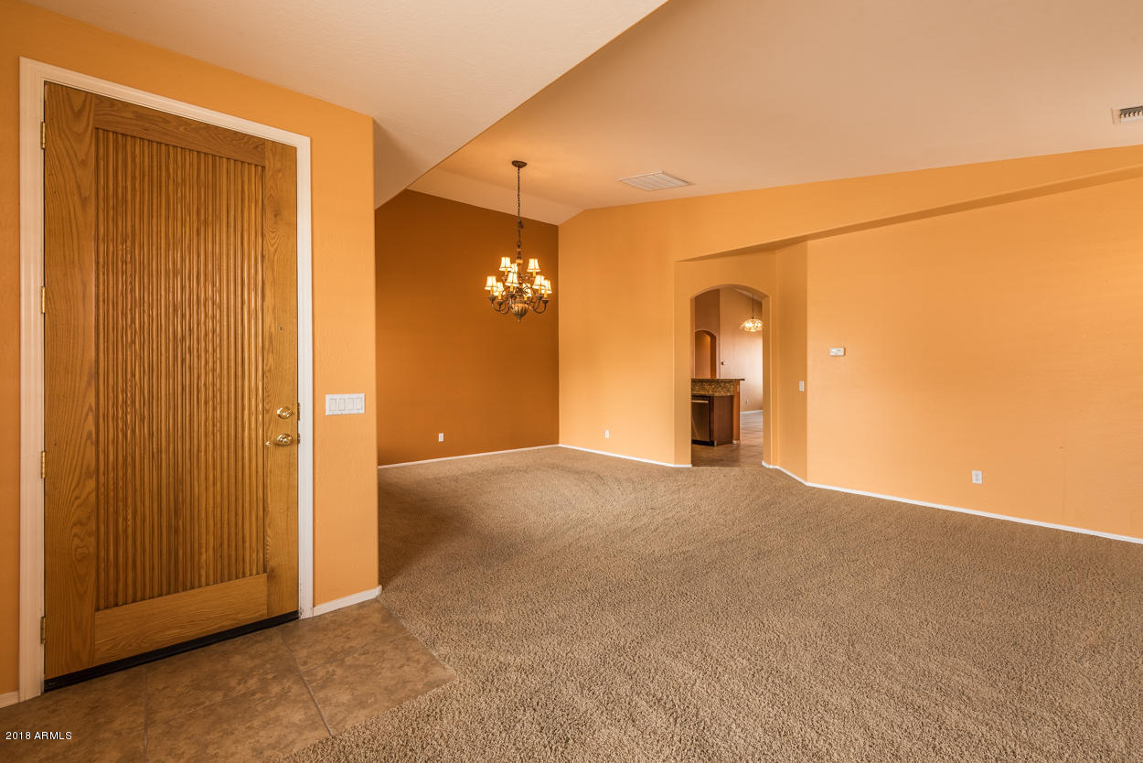 9410 West Heber Road Tolleson, AZ 85353 - Photo 8 of 26 jorge living rooom 3