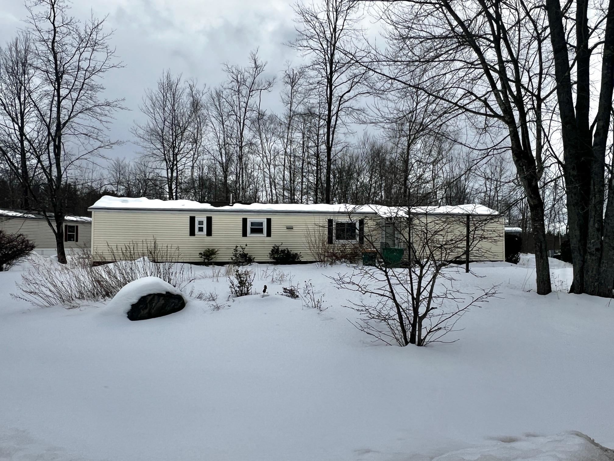 35 Brownstone Lane Rochester, NH 03867 - Photo 2 of 7