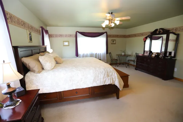 $599,900 | 1576 Pine Hill Road, Derby, VT 05855