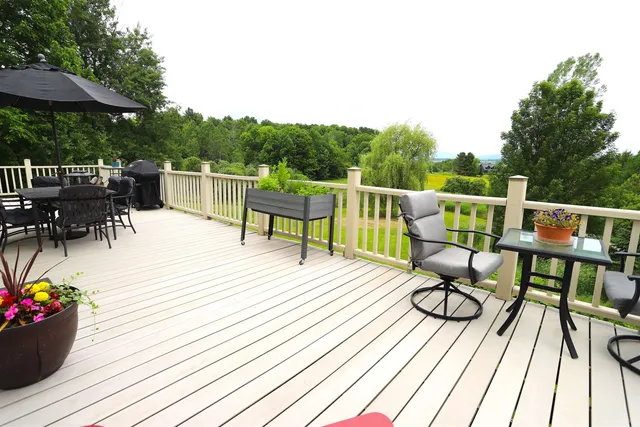 $599,900 | 1576 Pine Hill Road, Derby, VT 05855