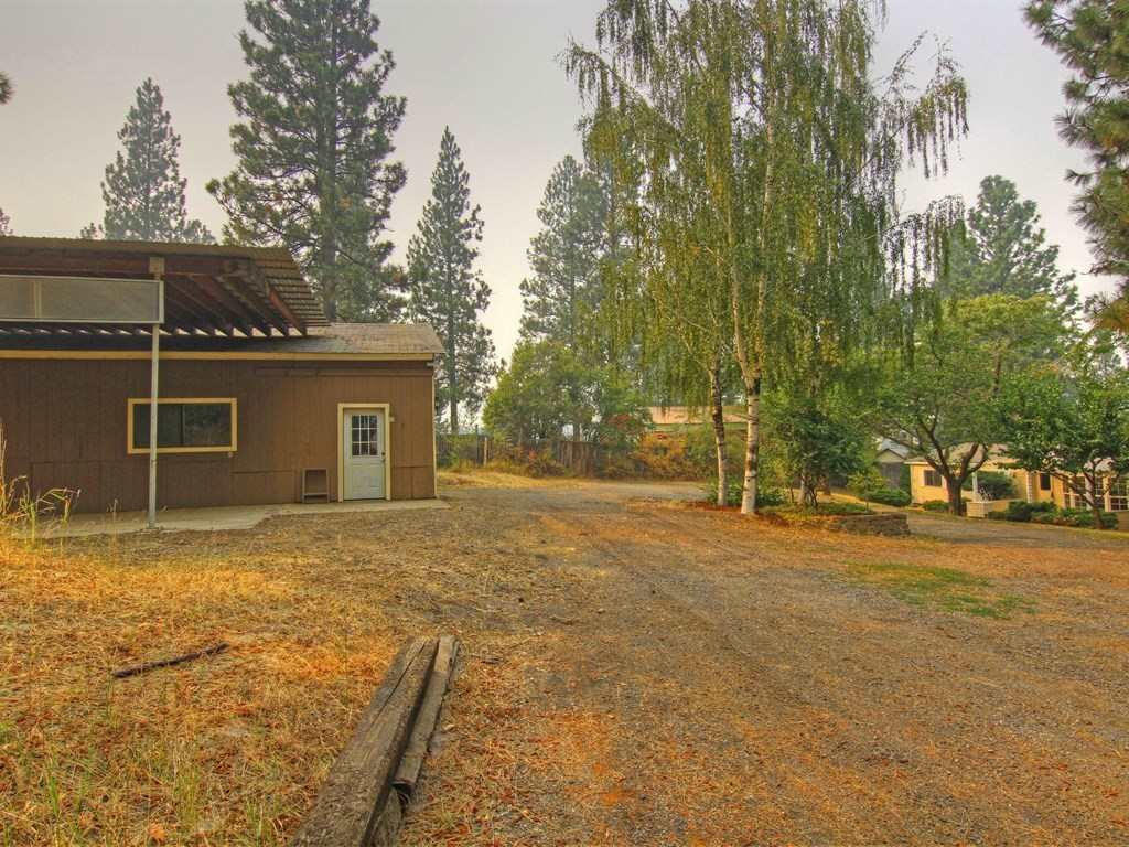 6402 South Linke Road Greenacres, WA 99016 - Photo 17 of 20