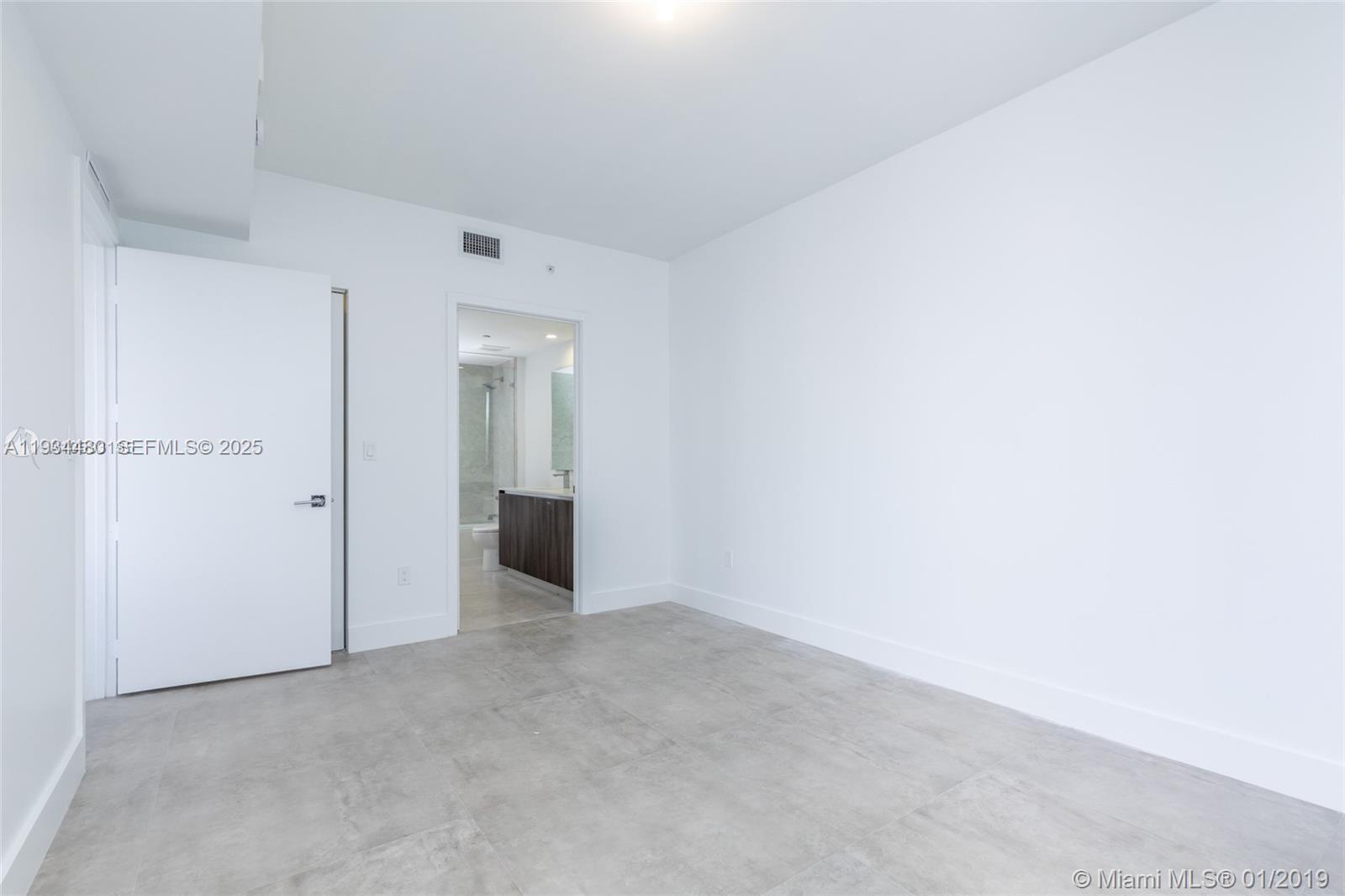 488 Northeast 18th Street, Unit 1600 Miami, FL 33132 - Photo 27 of 34 a view of an empty room