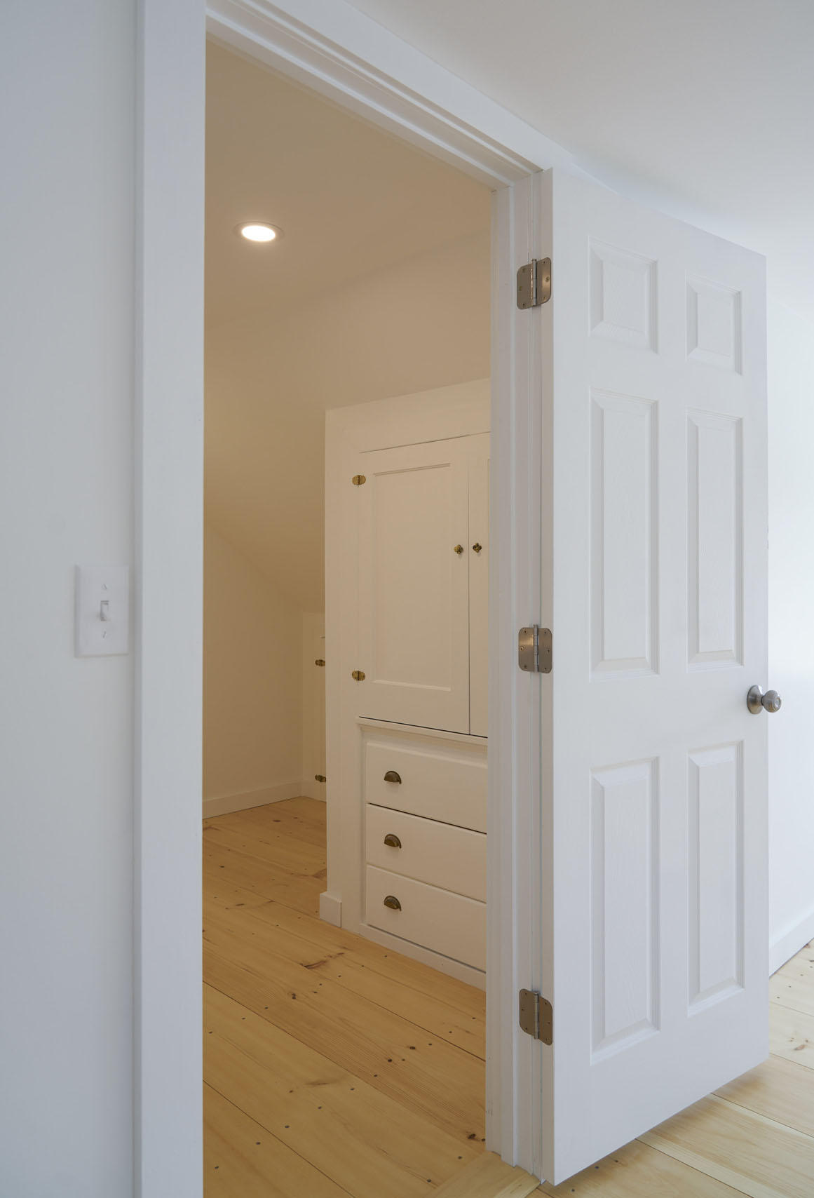 305 Ray Street Portland, ME 04103 - Photo 33 of 45 305 Ray 2nd Floor BR 1 5