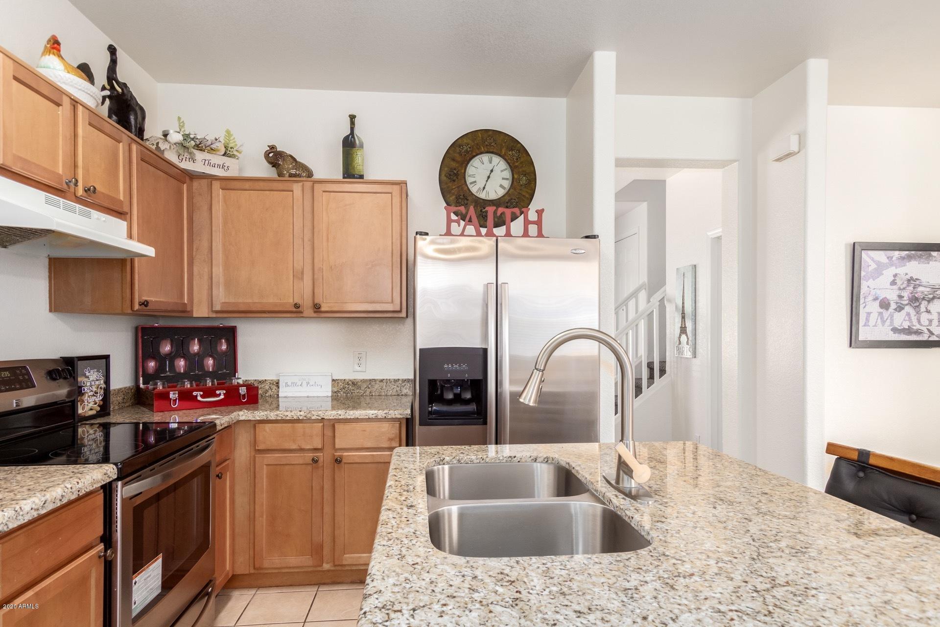 1411 East Chipman Road Phoenix, AZ 85040 - Photo 11 of 27 Gourmet Kicthen