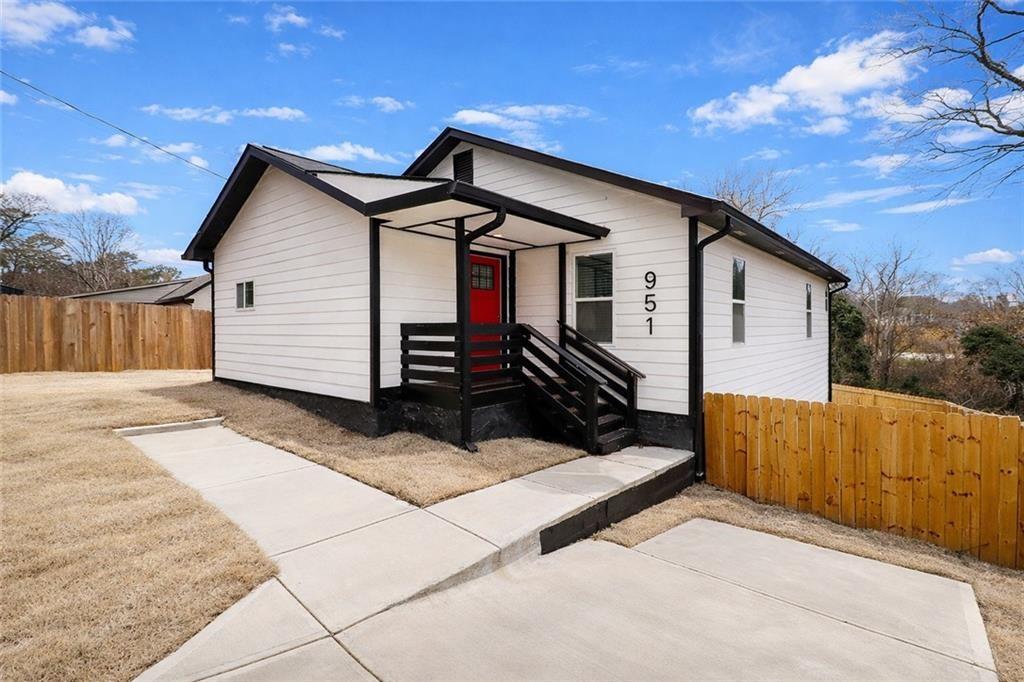 951 Reed Avenue East Point, GA 30344 - Photo 2 of 27