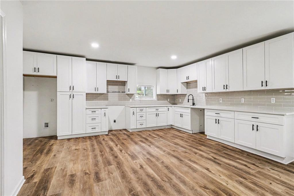 951 Reed Avenue East Point, GA 30344 - Photo 23 of 27