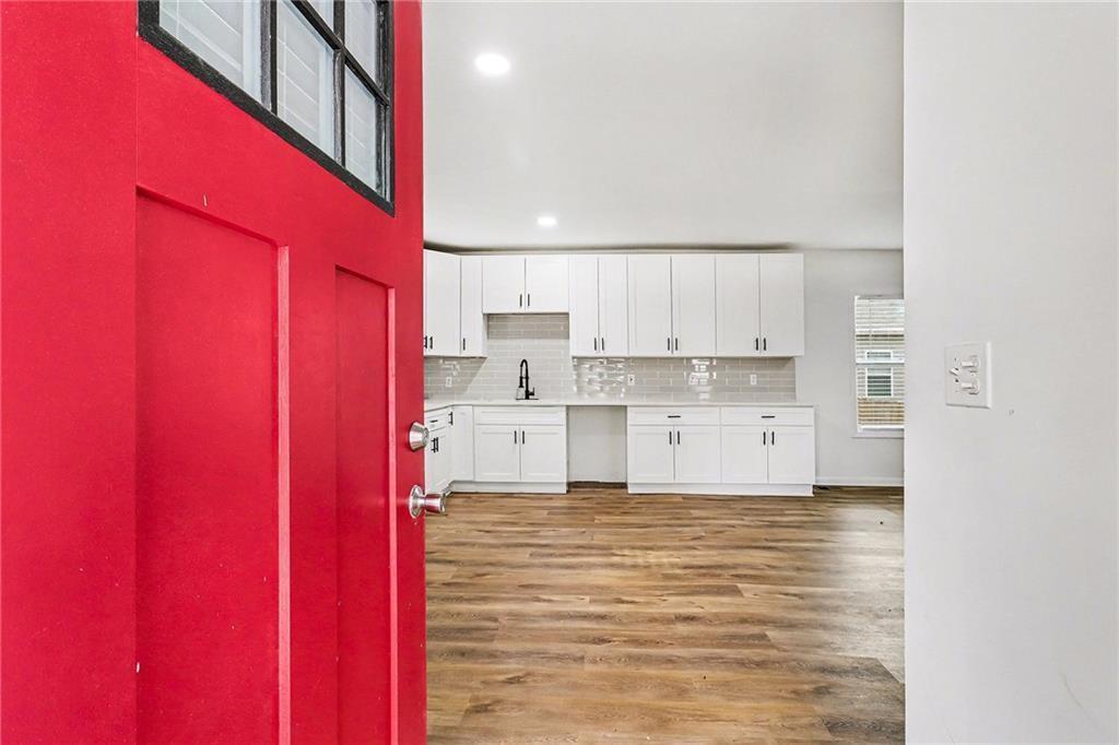 951 Reed Avenue East Point, GA 30344 - Photo 4 of 27