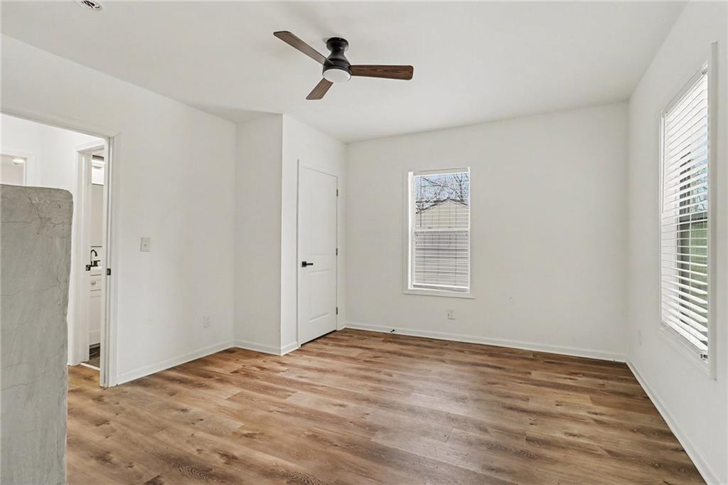 951 Reed Avenue East Point, GA 30344 - Photo 6 of 27