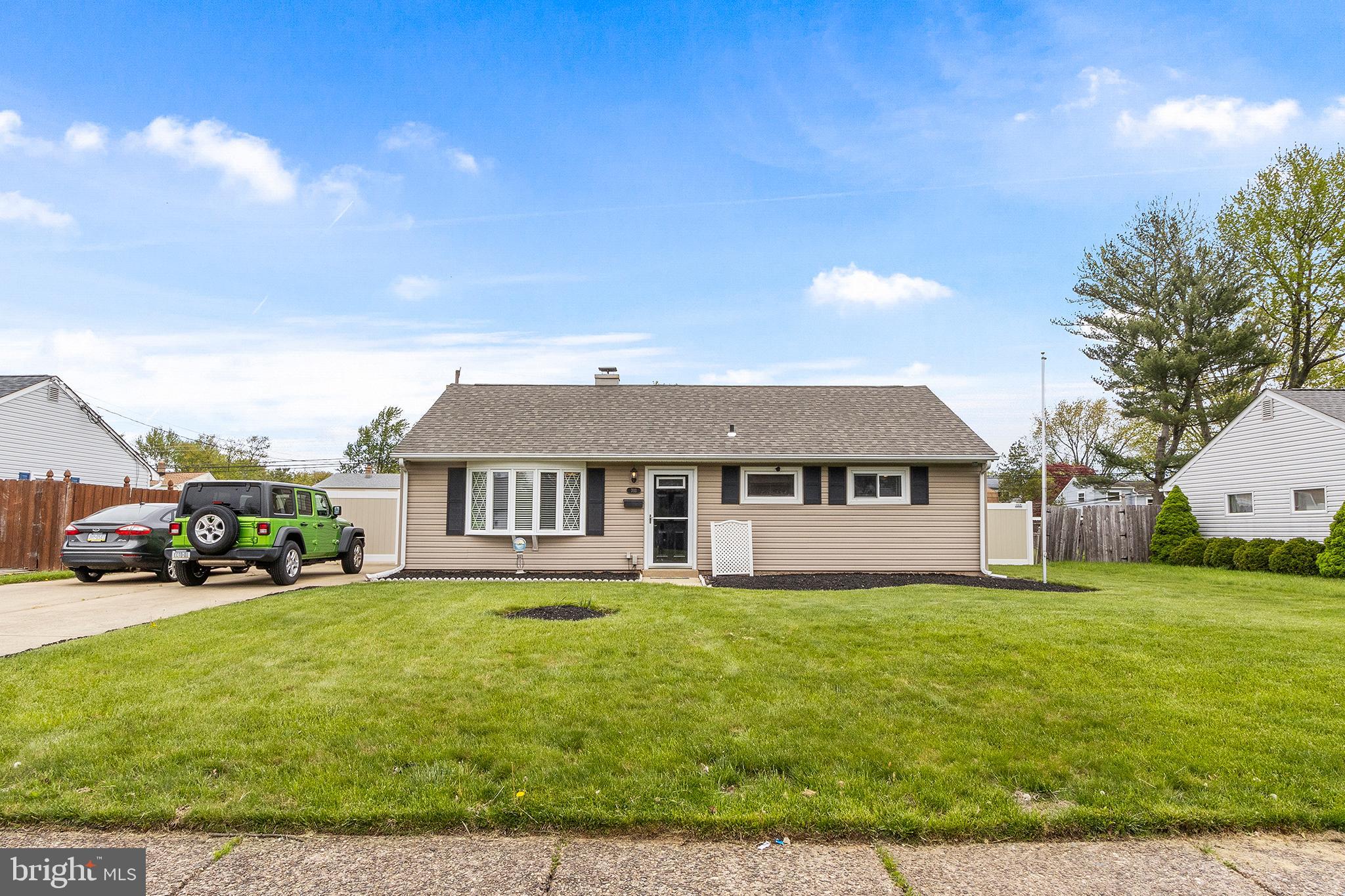 703 Locust Road Warminster, PA 18974 - Photo 1 of 23