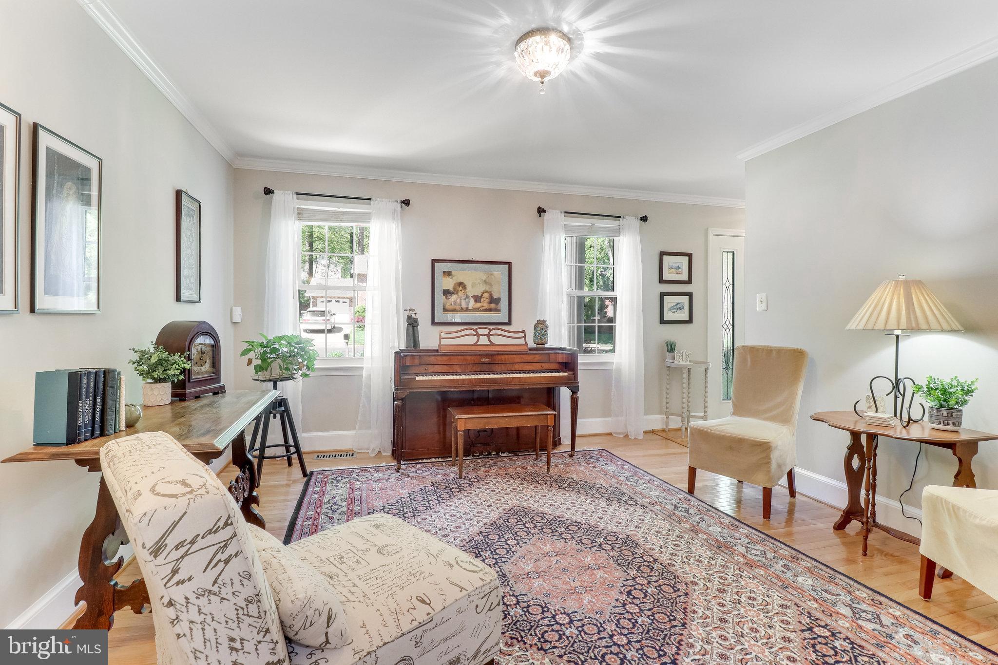 6685 Old Blacksmith Drive Burke, VA 22015 - Photo 9 of 49 Plenty of room to gather!