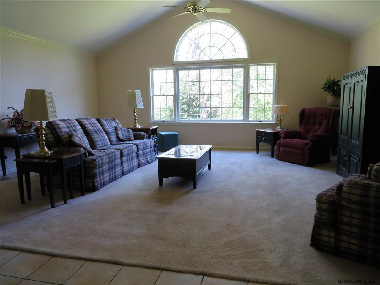 18 Eastview Road Colonie, NY 12110 - Photo 3 of 26 Photo 3