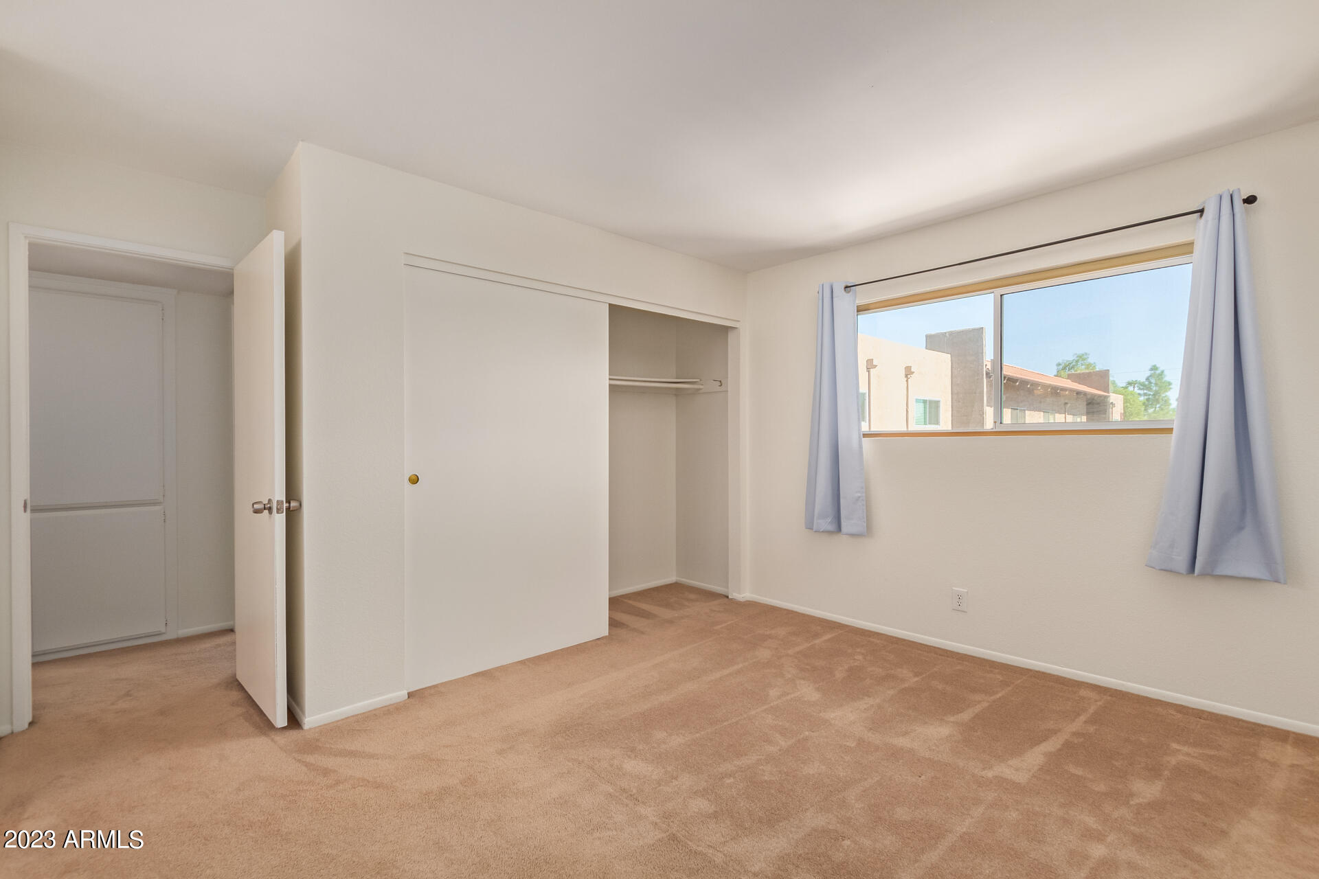 5525 East Thomas Road, Unit I 7 Phoenix, AZ 85018 - Photo 16 of 39 23 - Thomas