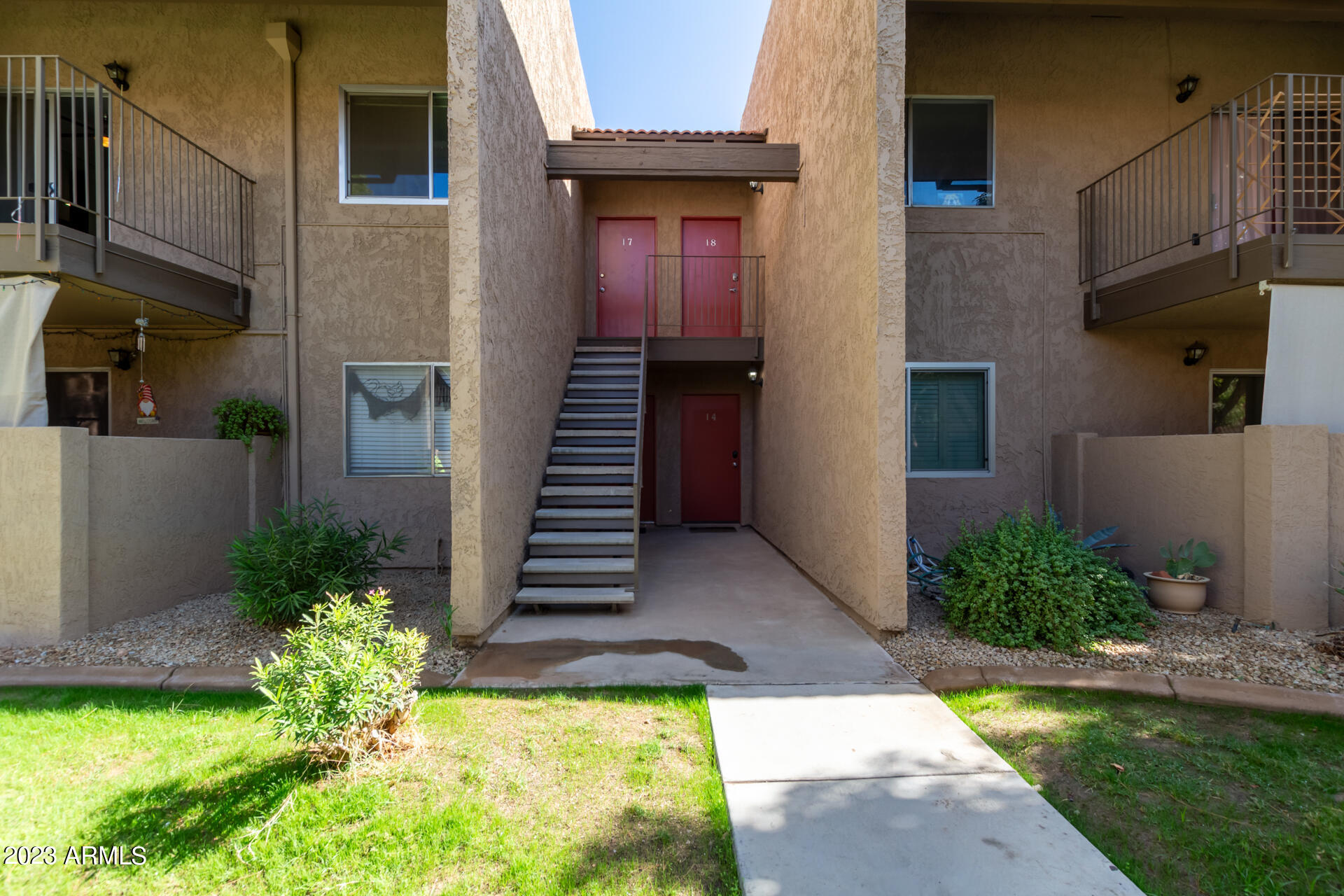 5525 East Thomas Road, Unit I 7 Phoenix, AZ 85018 - Photo 2 of 39 01 - Thomas