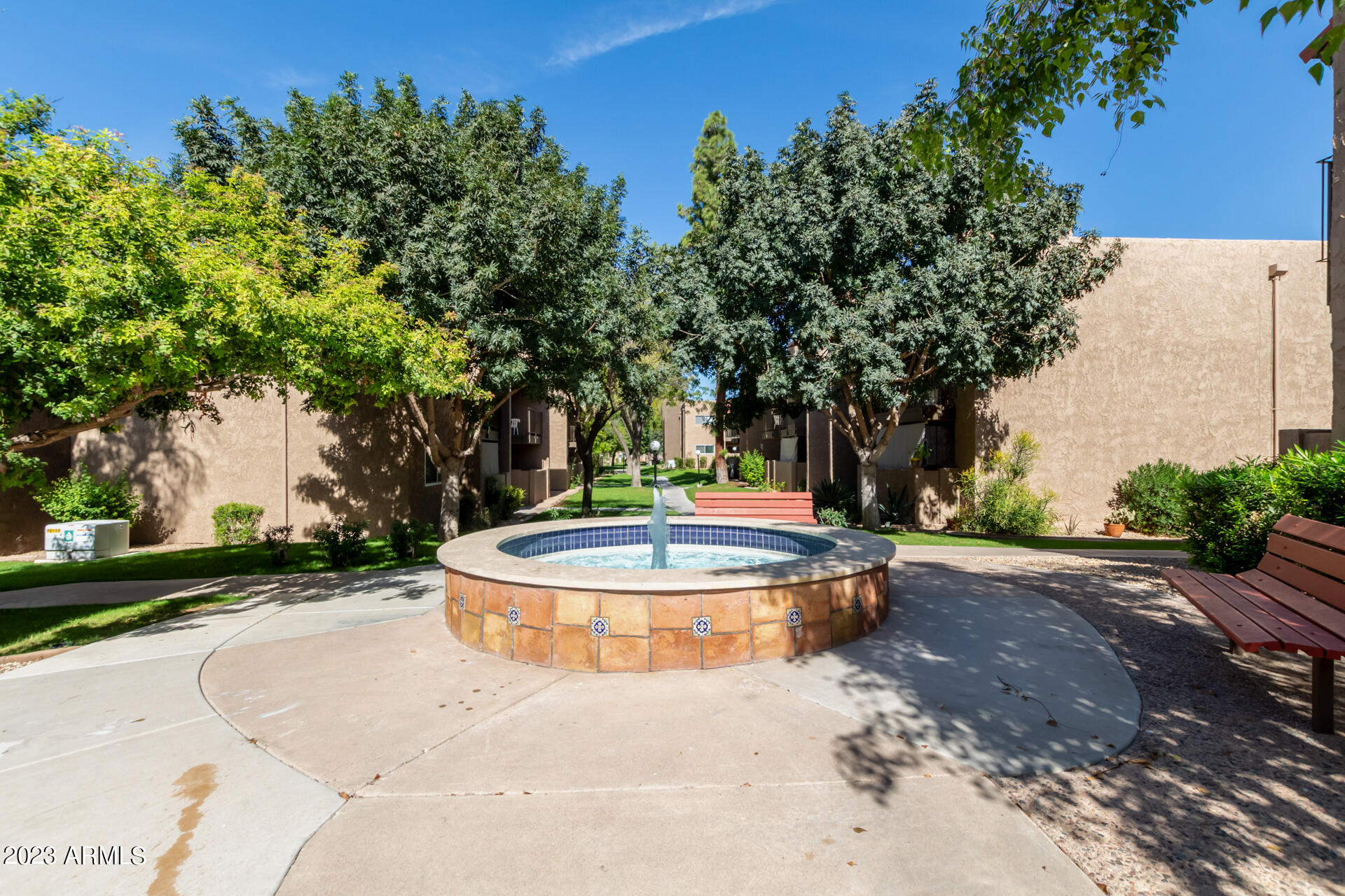 5525 East Thomas Road, Unit I 7 Phoenix, AZ 85018 - Photo 25 of 39 41 - Thomas