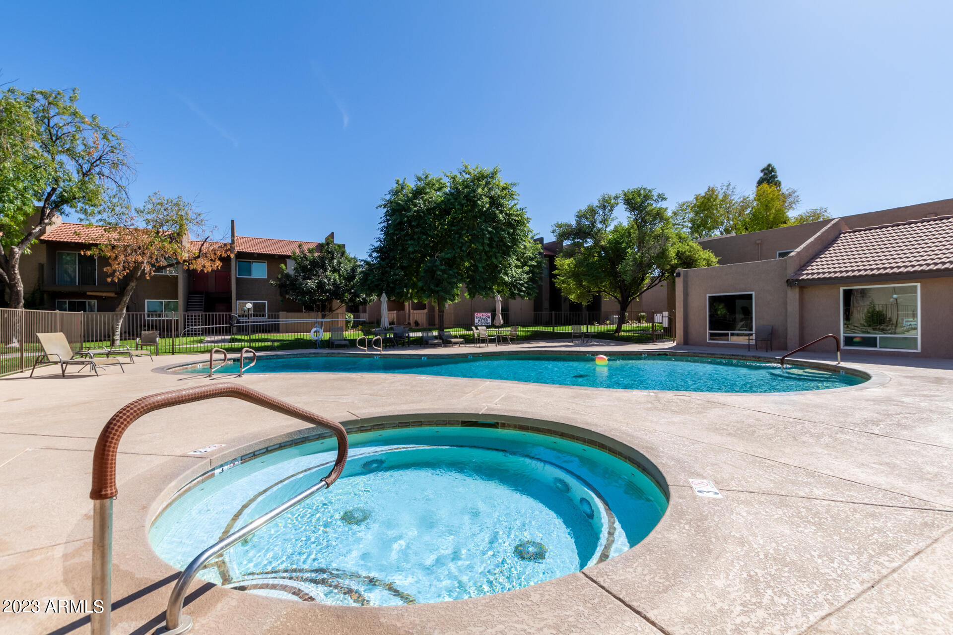 5525 East Thomas Road, Unit I 7 Phoenix, AZ 85018 - Photo 36 of 39 39 - Thomas
