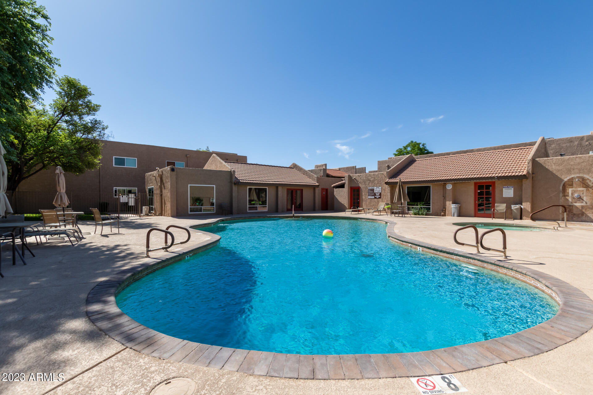 5525 East Thomas Road, Unit I 7 Phoenix, AZ 85018 - Photo 37 of 39 40 - Thomas