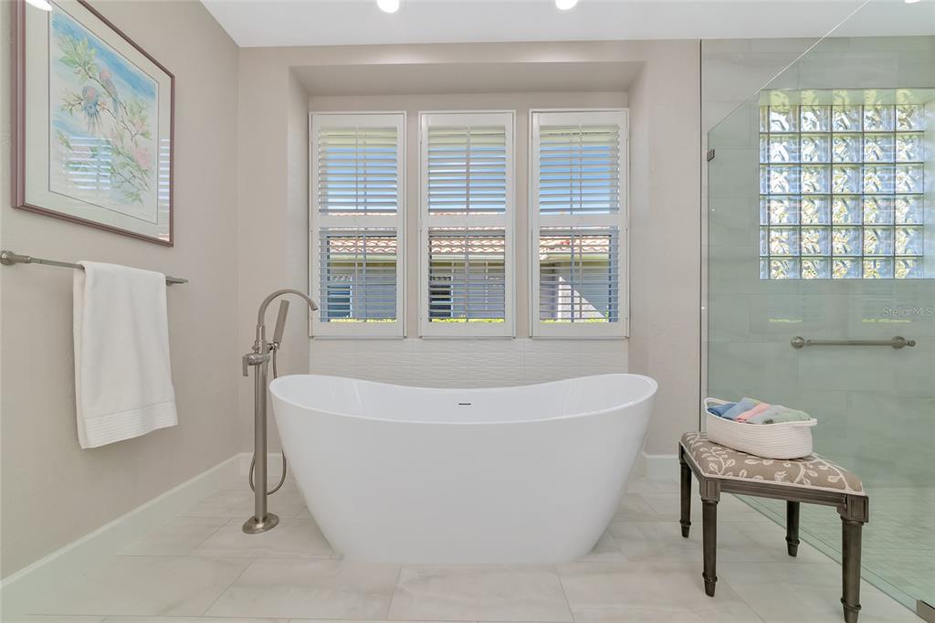 10908 Winding Stream Way Bradenton, FL 34212 - Photo 32 of 73