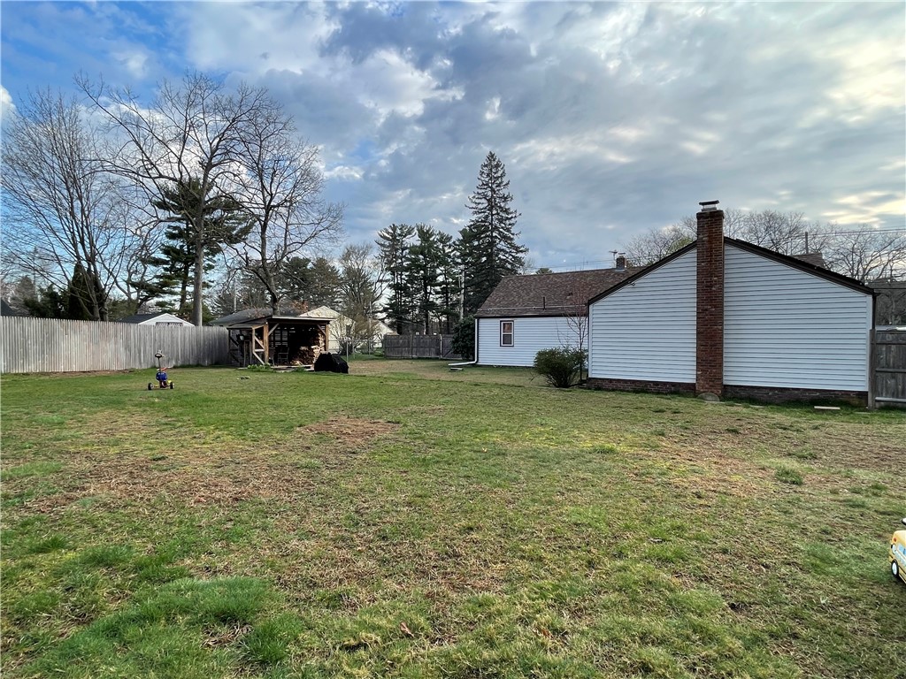 287 Arnold Road Coventry, RI 02816 - Photo 23 of 30 Gallery Image 23