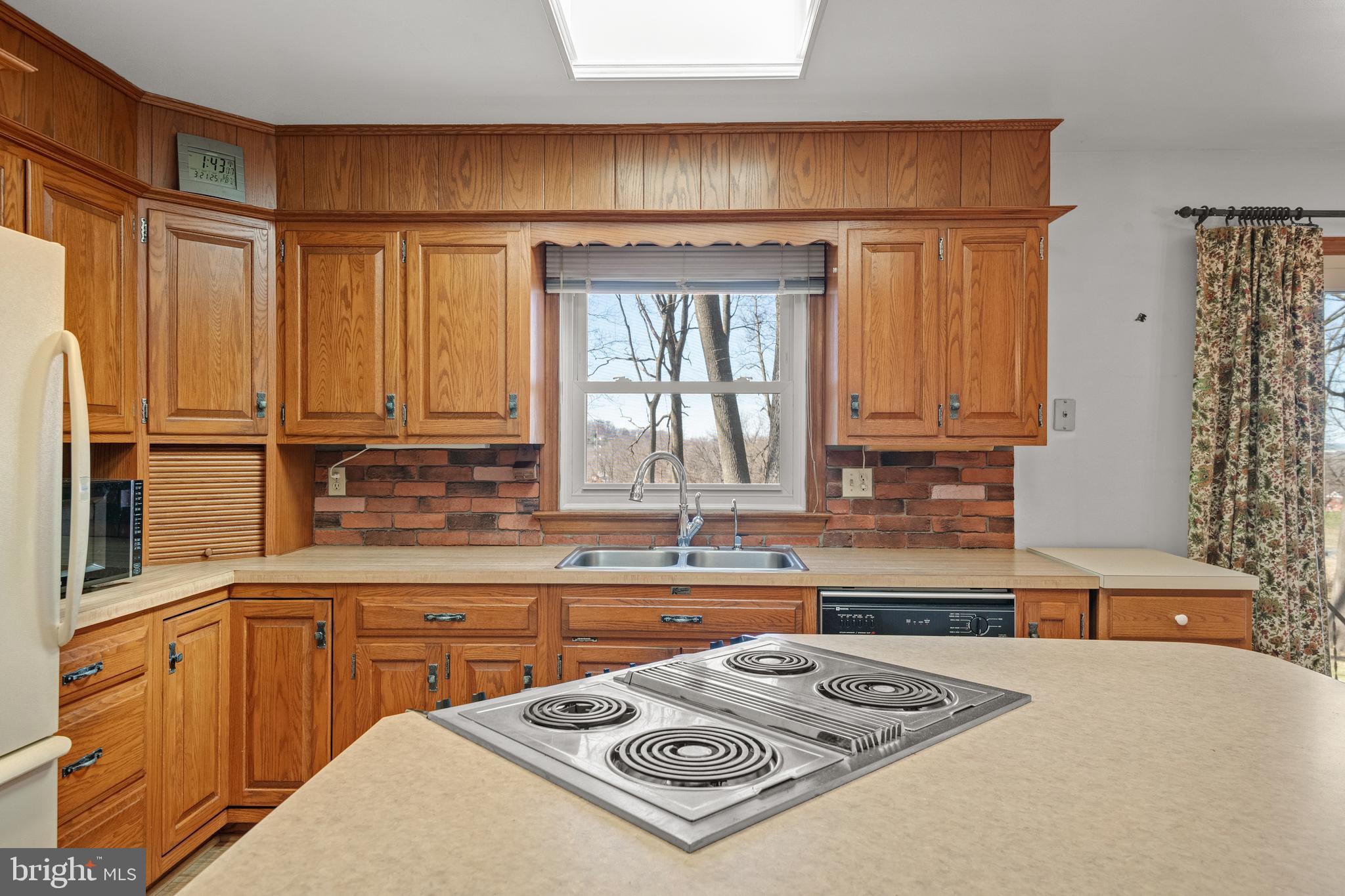 678 Summit Drive Columbia, PA 17512 - Photo 11 of 41