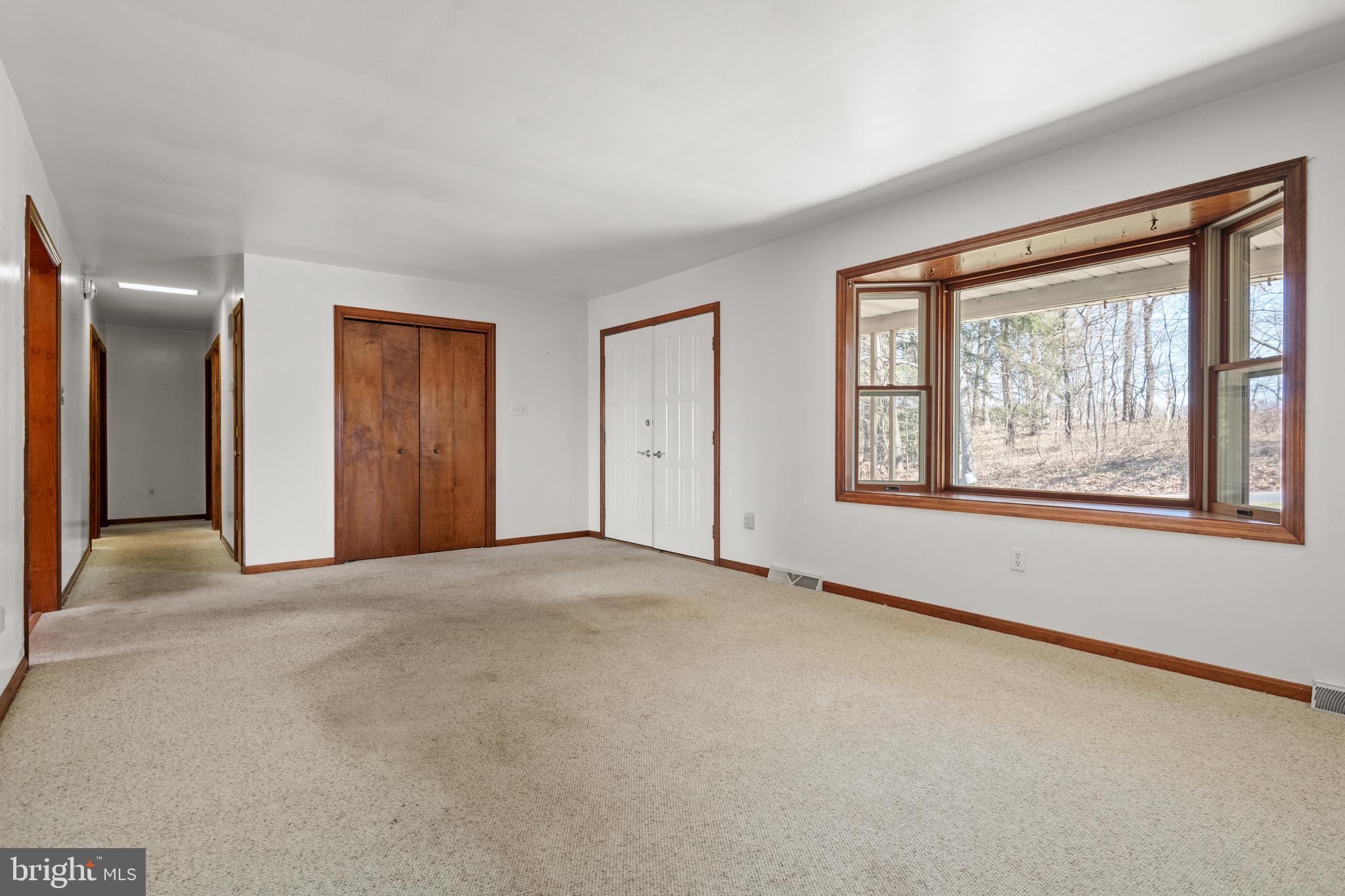 678 Summit Drive Columbia, PA 17512 - Photo 5 of 41