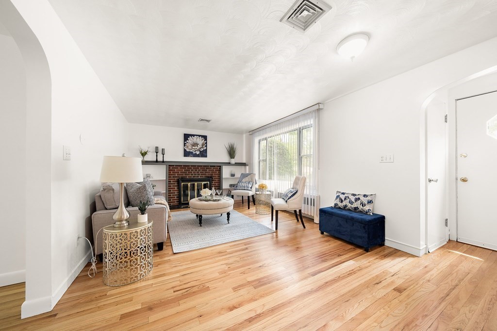 23 Deerfield Road Sharon, MA 02067 - Photo 12 of 27