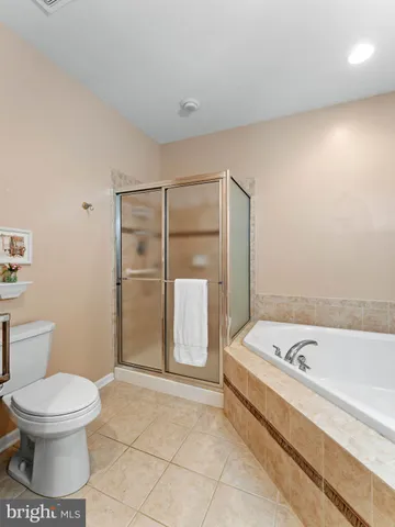 $375,000 | 1707 Hulnick Road, Unit 43830, Coatesville, PA 19320