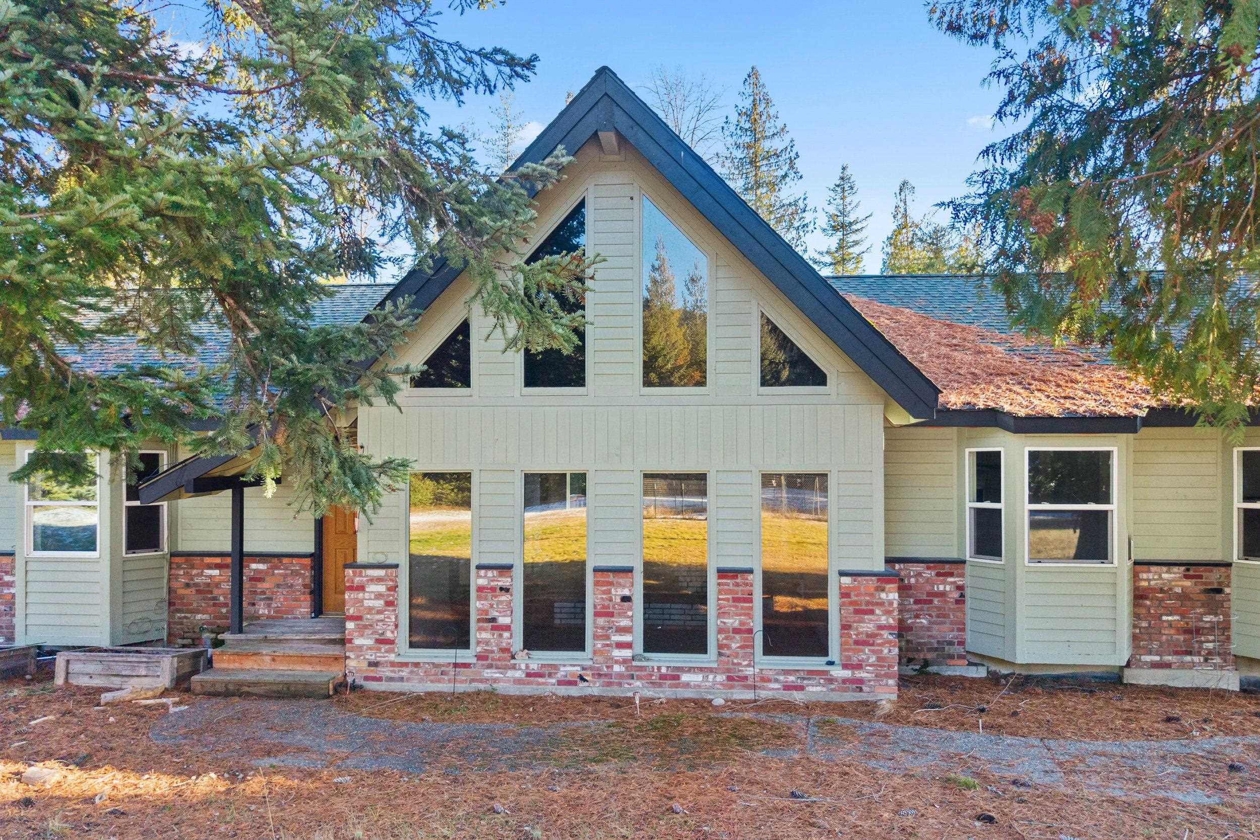 212 Danforth Road Usk, WA 99180 - Photo 2 of 22