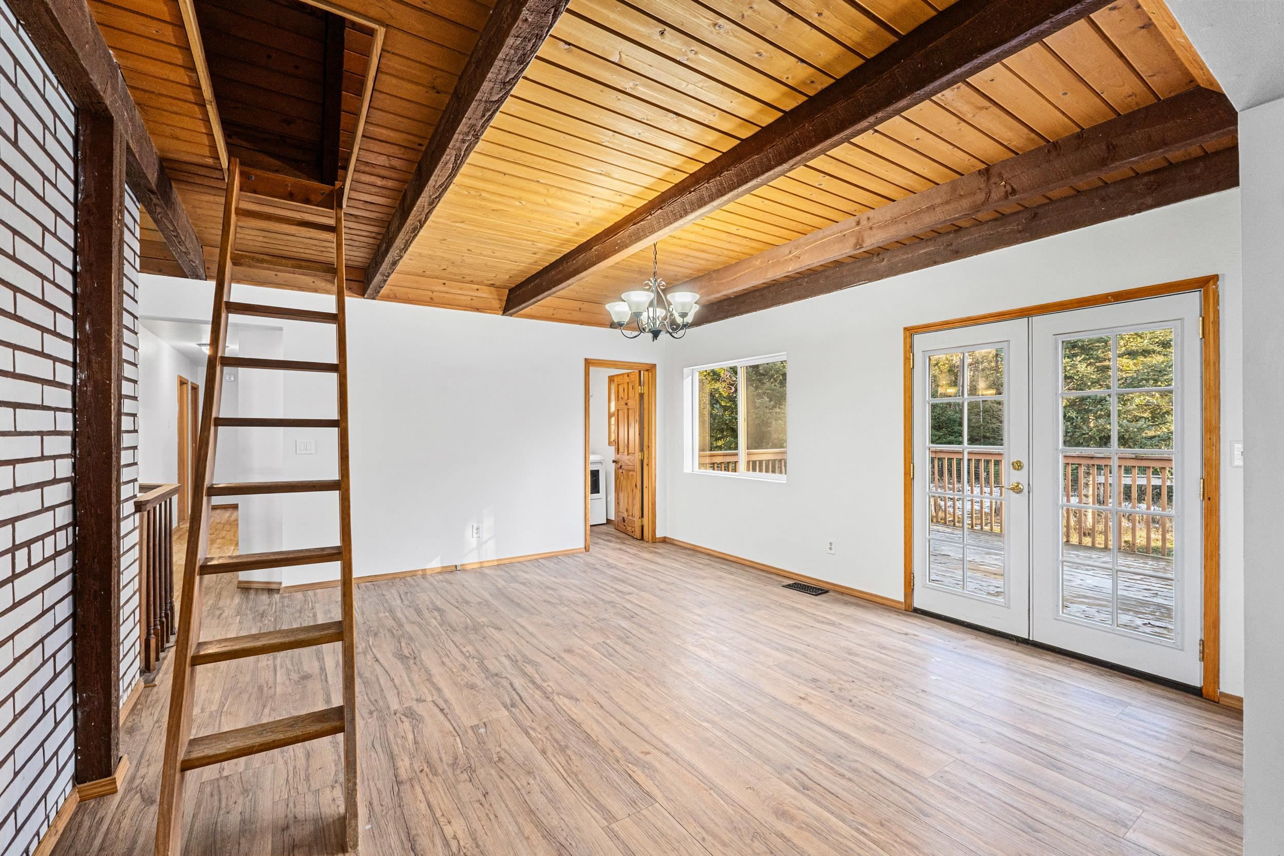 212 Danforth Road Usk, WA 99180 - Photo 7 of 22