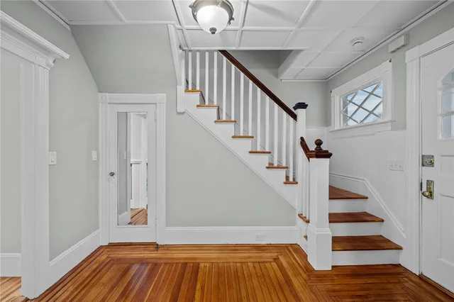 $819,900 | 11 Bayview Avenue, Newport, RI 02840