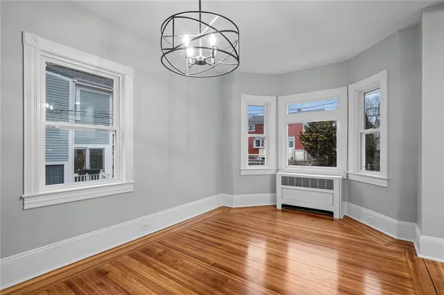 $819,900 | 11 Bayview Avenue, Newport, RI 02840