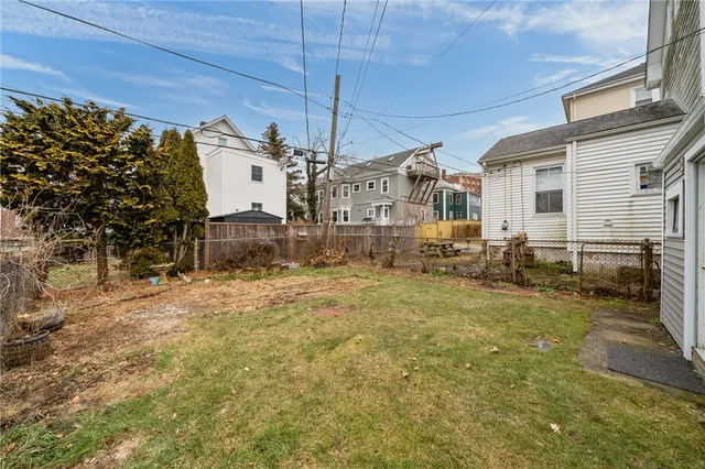 $819,900 | 11 Bayview Avenue, Newport, RI 02840