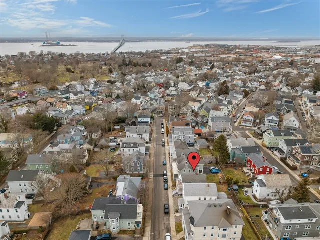 $819,900 | 11 Bayview Avenue, Newport, RI 02840