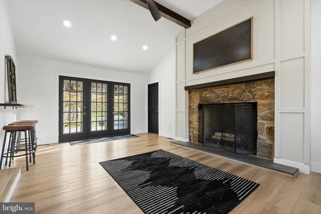 $675,000 | 429 Valley Brook Drive, Hockessin, DE 19707