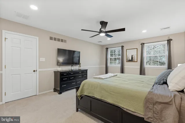 $675,000 | 429 Valley Brook Drive, Hockessin, DE 19707